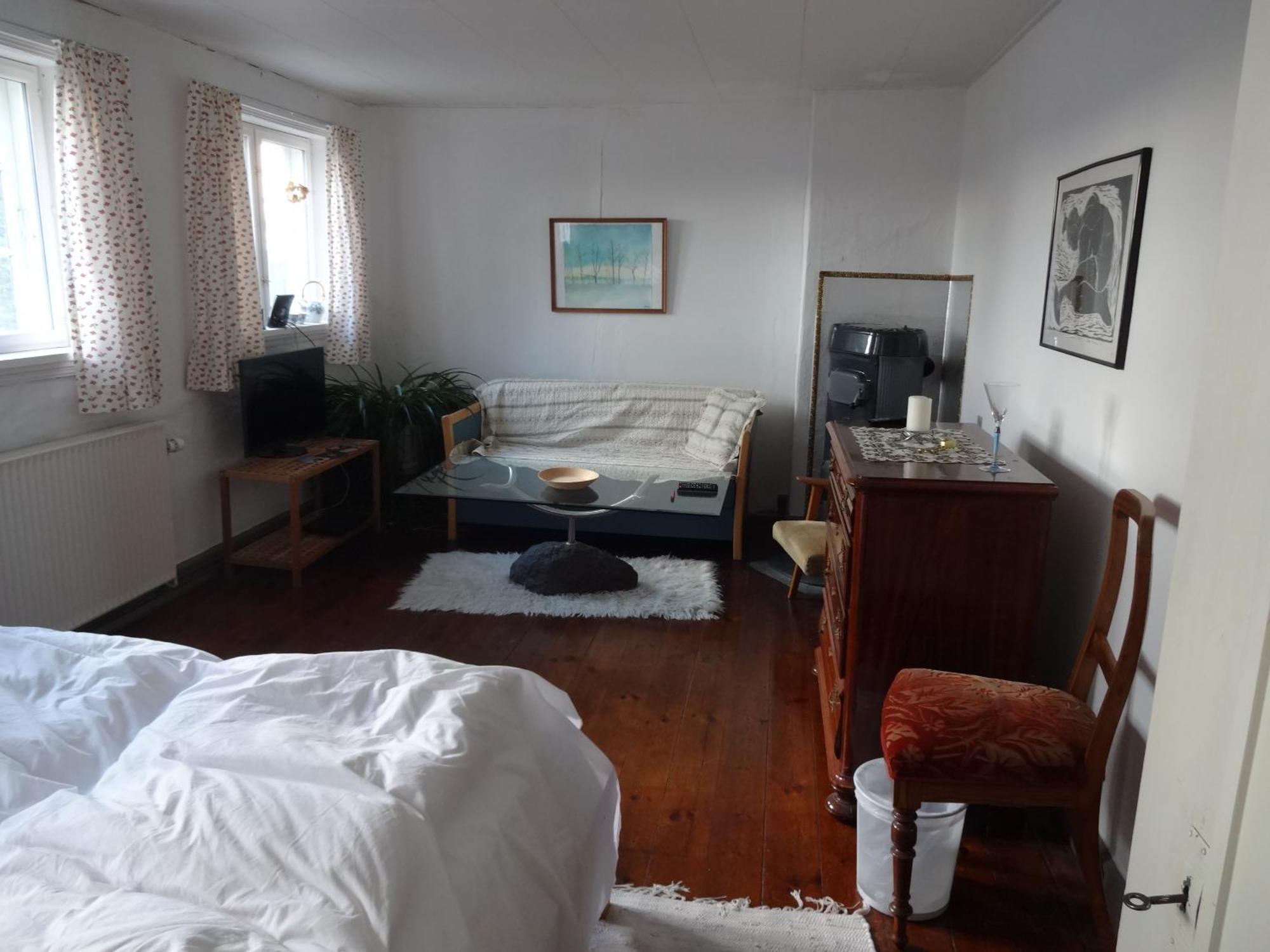 Aakirkeby Bed And Breakfast ภายนอก รูปภาพ